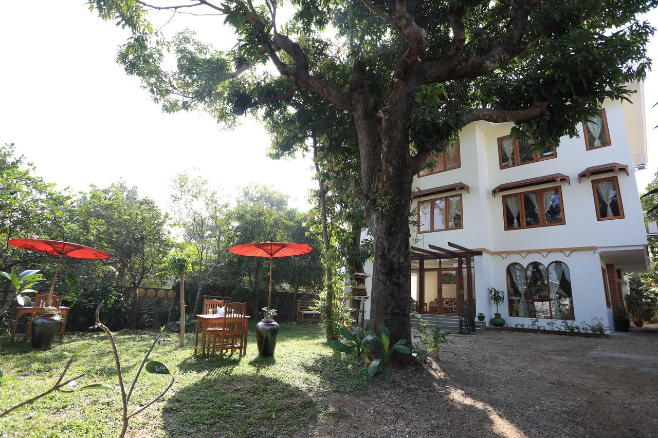 Mango Hill Inn Yangon Exterior foto